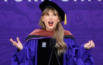 Did Taylor Swift go to college