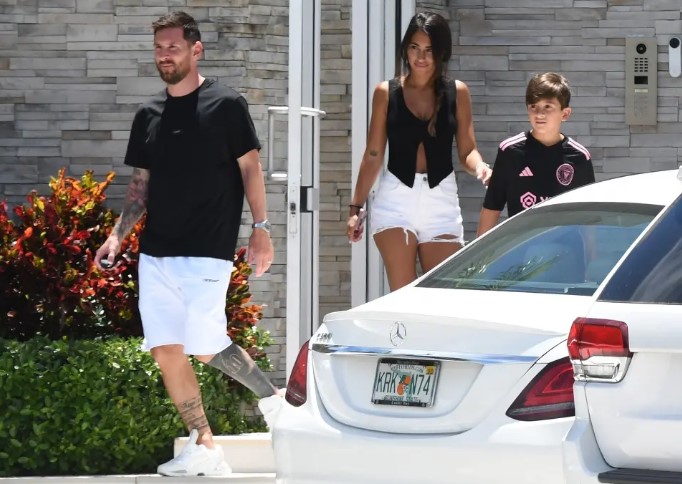 Lionel Messi Explores Florida Homes with Wife Antonela Roccuzzo After ...