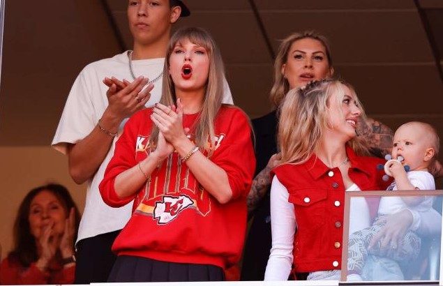 Taylor Swift and Travis Kelce Become 3rd Wealthiest Couple