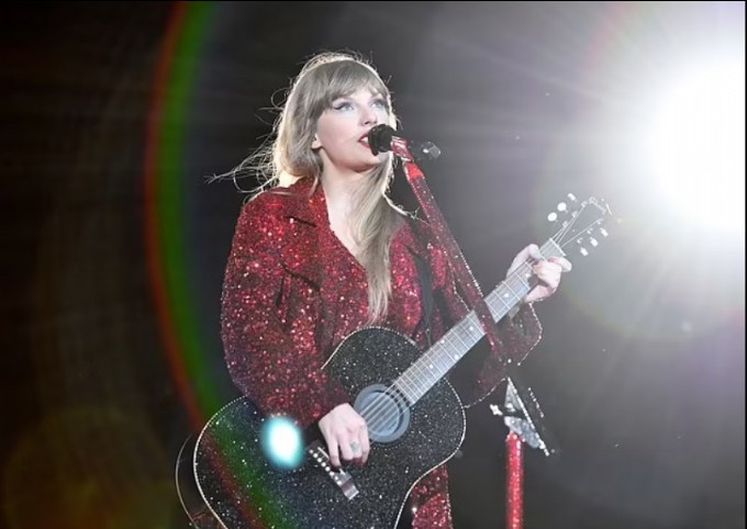 Taylor Swift Fans Complain Of Being Kicked Out Of Ticketmaster Queue